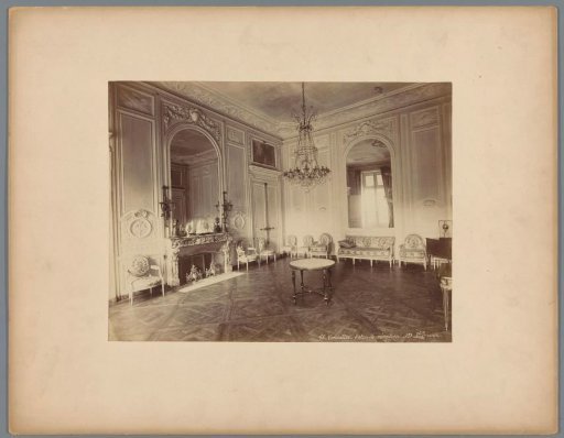 Interior of the reception salon in the Petit Trianon in Versailles