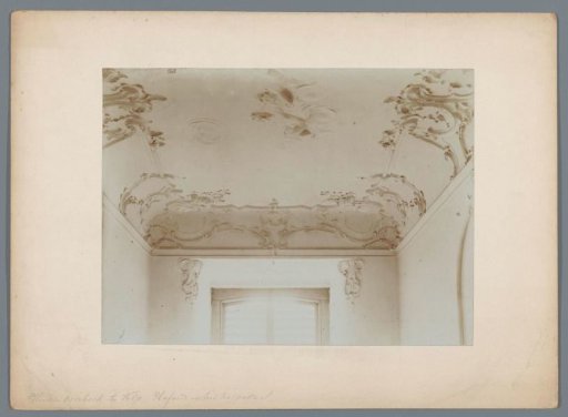 Part of a decorated ceiling in Huize Overbeek in Velp