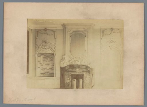 Fireplace in Huize Wijtenburg on the Steenschuur in Leiden