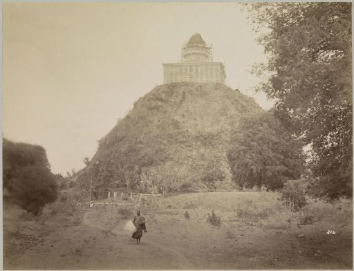 View of the stupa, Anuradhapura, Sri Lanka