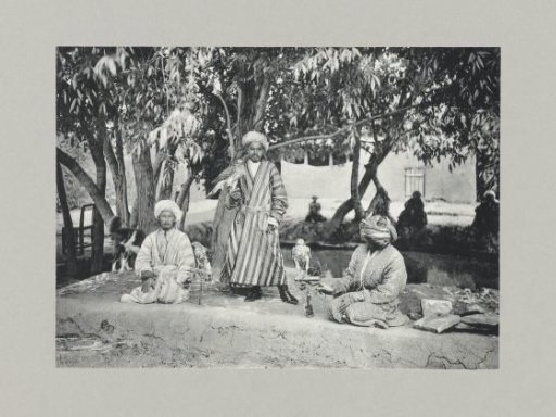 Three Turkic men with falcons