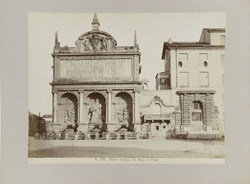 Front view of the Fontana del Mosè, Rome