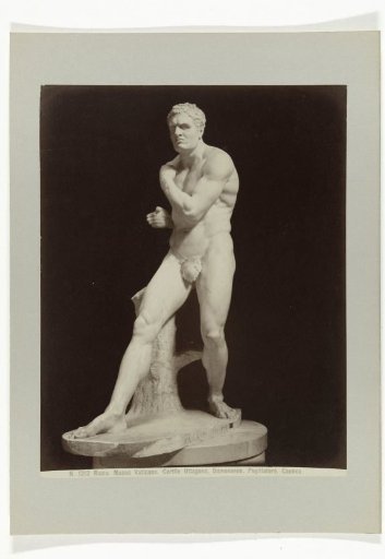 Sculpture of Damoxenos in Combat