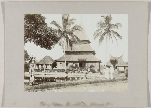 Mosque with fish pond in Kampong Taloek near Fort de Kock