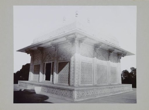 A building inside the Agra Fort, Uttar Pradesh, India