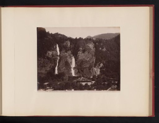 View of the Alpbachfall in Meiringen, Switzerland