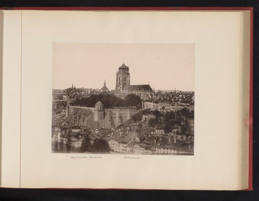 City View of Bern with the Bern Minster and the Münsterplattform