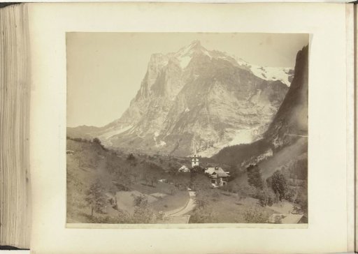 View of the church of Grindelwald and the Wetterhorn