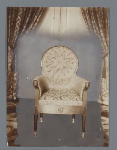 Chair after a design by Mathieu Lauweriks