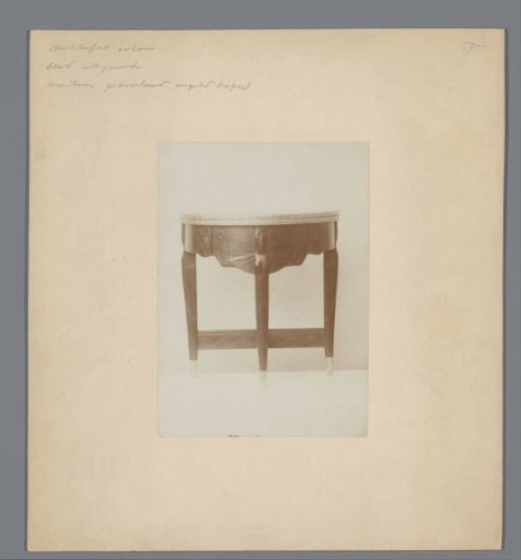 Table designed by Mathieu Lauweriks