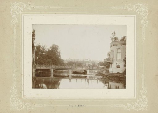 Wittepoortsbrug between the Noordeinde and the Witte Singel, Leiden