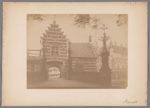 Gate of Heeswijk Castle