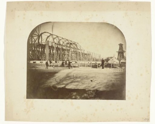 Palace of Industry under construction