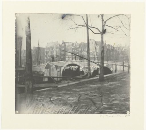 View of the bridge between the Prinsengracht and the Brouwersgracht in Amsterdam