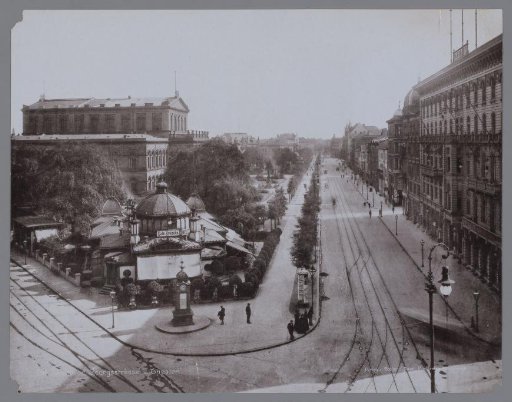 Hannover (Georgstrasse and theatre), Germany