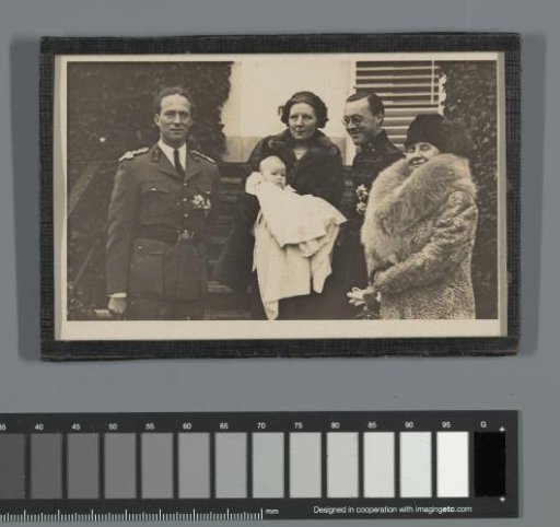 Group portrait of Princess Juliana and Prince Bernhard with Princess Beatrix, accompanied by King Leopold III of Belgium and Queen Wilhelmina