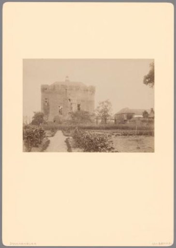View of Doornenburg Castle