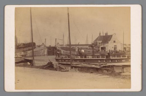 Ships in the inner harbor of Delfzijl
