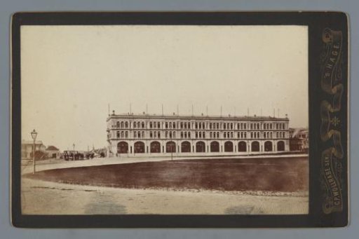 Side facade of a building in Scheveningen