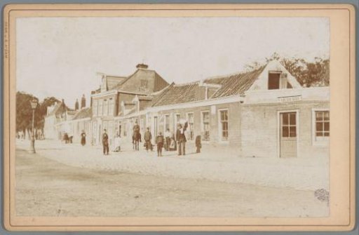 View of houses on the Buitensingel outside the Raambarrière in Amsterdam, now known as the Nassaukade