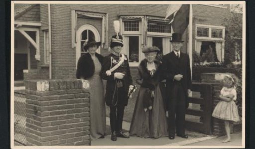 Portrait of family members at the wedding of Jan Six and Thecla van Styrum