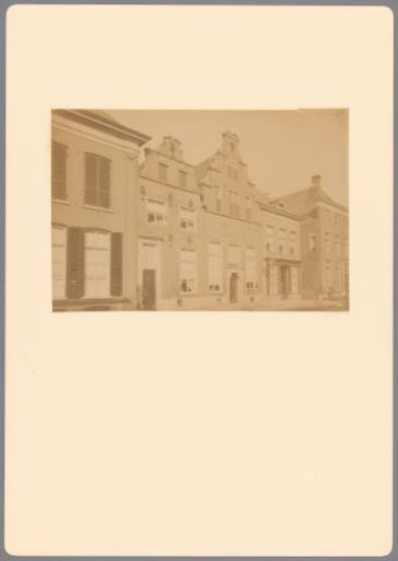 Buildings at Koepoortstraat 210-211 at Doesburg