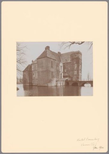 View of Cannenburgh Castle in Vaassen