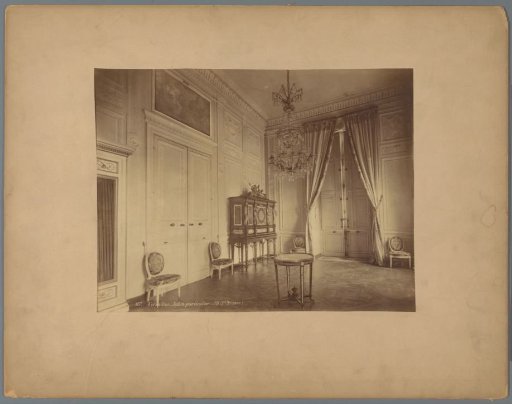 Room with mirrors in the Palace of Versailles