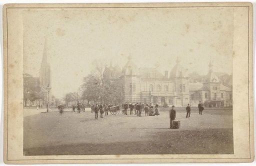 Velperplein with Musis Sacrum, the theatre at Arnhem