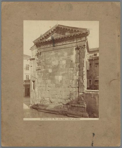 View of the rear of the Temple of Augustus in Pula