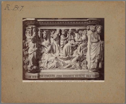 Detail of the pulpit of the Sint-Andreaskerk in Pistoia by Giovanni Pisano, depicting the Adoration of Christ and Mary