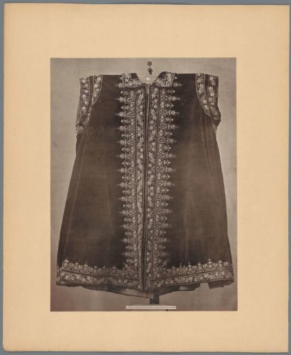 Chasuble decorated with floral motifs