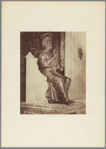 Sculpture of Saint Peter in Rome