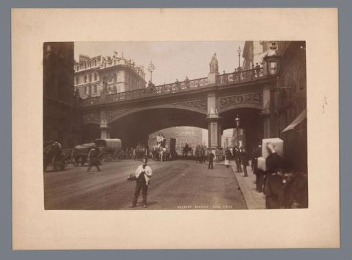 View of the Holborn Viaduct in London