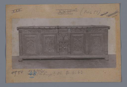 Chest decorated with fantasy creatures and plant motifs (possibly) in the Rijksmuseum, Amsterdam