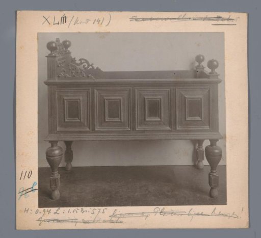 Children's bed in the Rijksmuseum, Amsterdam