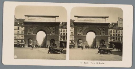 View of the Porte Saint-Denis in Paris