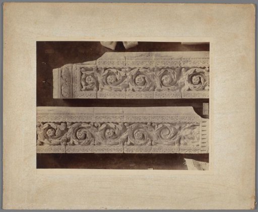 Decorative pilasters of the church of Mantes