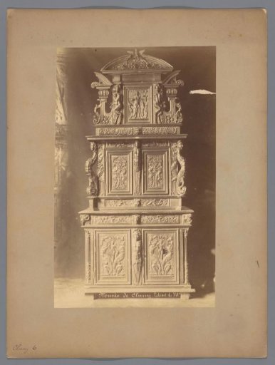 Cabinet from the sixteenth century