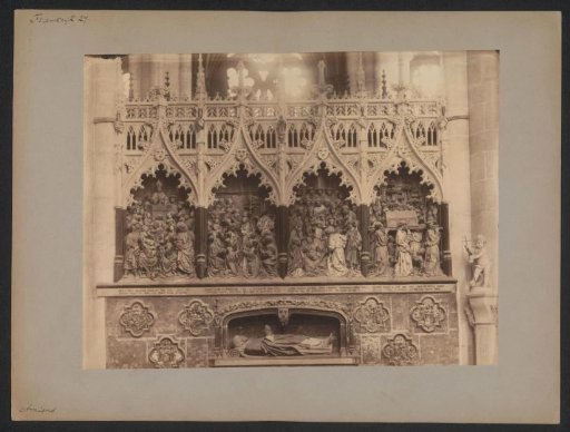Tomb of a bishop in the Notre-Dame in Amiens