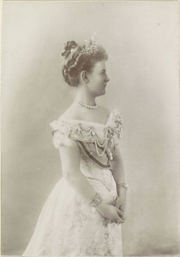 Portrait of Wilhelmina, Queen of the Netherlands