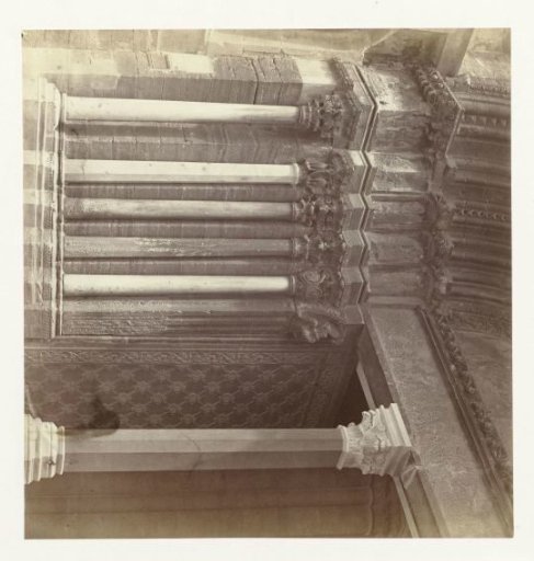 Columns of the southern portal of the Église Sainte-Marthe de Tarascon