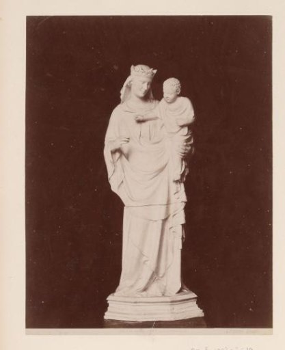 Statue of Madonna with child by Nino Pisano in the S. Maria della Spina at Pisa, Italy