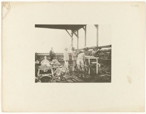 Production of bricks, Suriname