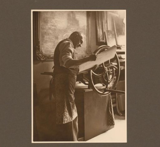 Willem Adrianus Grondhout at a hand press