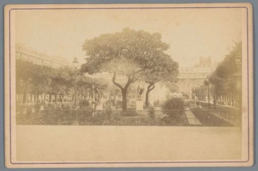 Garden of the Palais-Royal in Paris