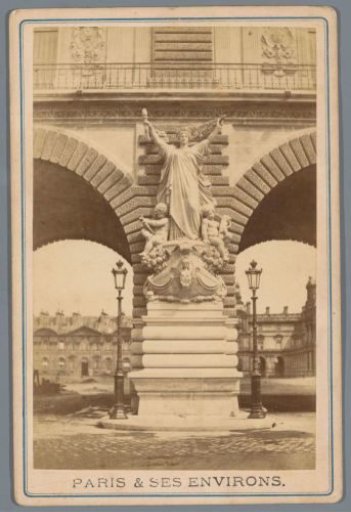 Sculpture on the façade of the Musée du Louvre in Paris