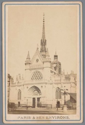 Exterior of the Église Saint-Laurent in Paris