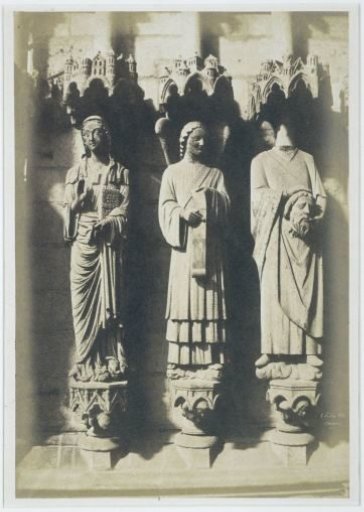 Sculptures of two saints and an angel, left portal of the cathedral of Amiens