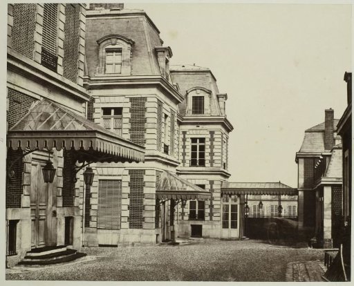 Monumental buildings